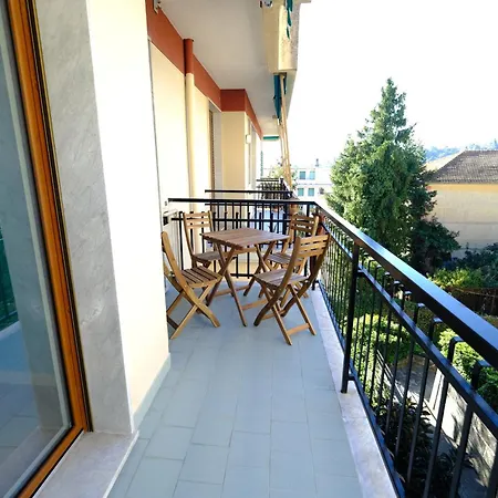 Apartment Perla Blu By Portofinovacanze